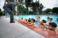 Mayor visits Cooper Pool to mark opening of city pools